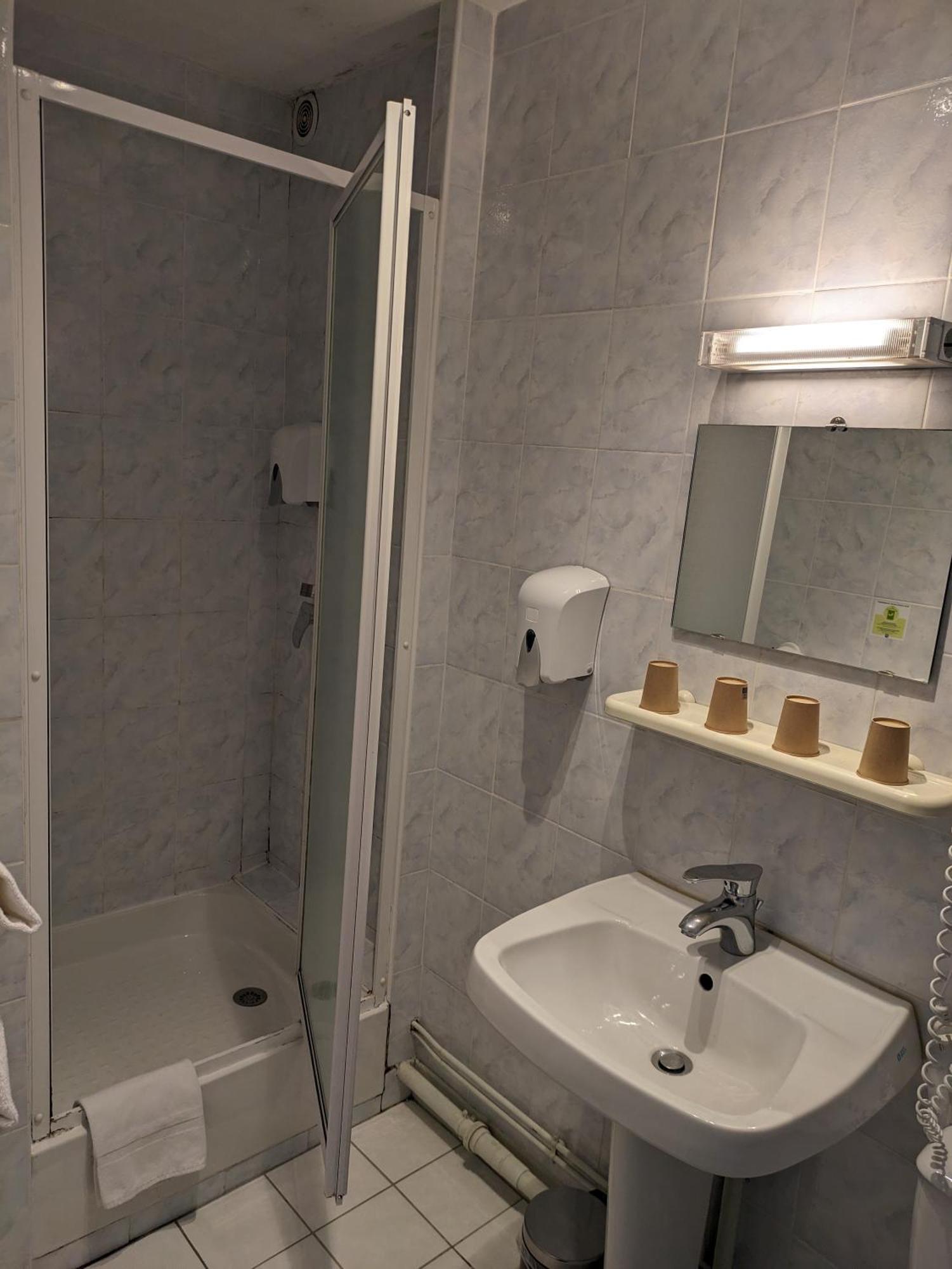 Hotel Le Millesime Meymac Bagian luar foto